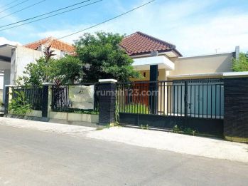 Rumah Bagus Dekat Ke Bandara Dan Pintu Tol Klodran