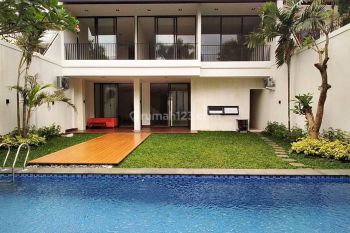 Brand New Rumah Cantik Private Pool Celling Tinggi Kemang Jaksel