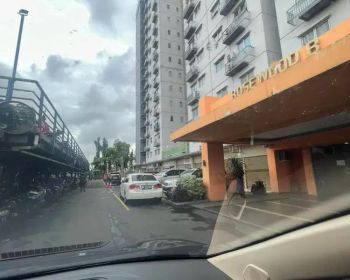 Disewakan Apartement Gading Icon view Kolam renang