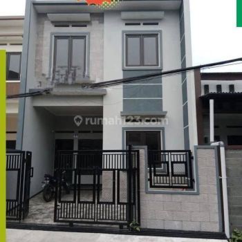 Strategis Rumah Dua Lantai Dekat Trans Studio Bandung 83M9