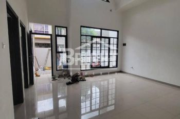 Disewakan Rumah Baru Renovasi Graha Raya Bintaro