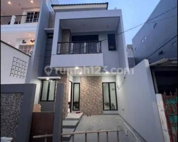 Rumah Bangunan Baru 3 Lantai Cengkareng Indah
