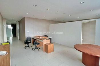 Disewakan Unit Kantor Di Spazio Office Lantai 02 Semi Furnished