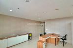 thumbnail-disewakan-unit-kantor-di-spazio-office-lantai-02-semi-furnished-1