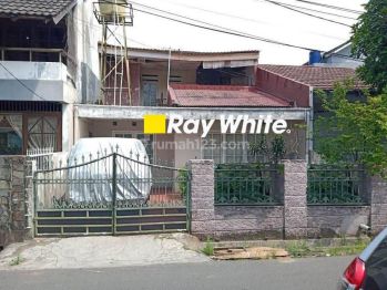 Dijual rumah hitung tanah, bebas banjir, lokasi strategis di Komplek dki, joglo