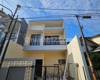 Dijual Rumah Cantik Murah Sekali di Taman Cibaduyut Indah Bandung