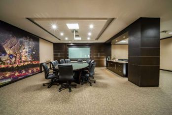 Sewa kantor luas 840m2 Wahid Hasyim Jakarta Pusat