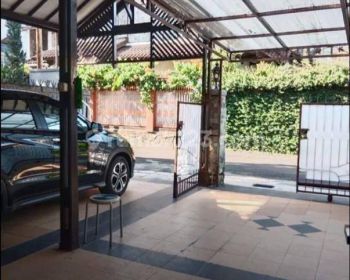 Rumah Luas Sayap Turangga Dekat Buah Batu