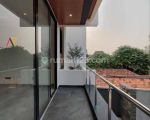 thumbnail-rumah-mewah-3-lantai-rooftop-private-pool-pasar-minggu-jaksel-6