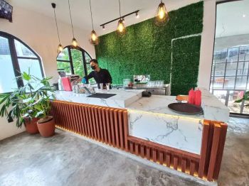 Rumah Usaha Resto lokasi Istimewa Jl. Nipah Raya, Kebayoran Baru
