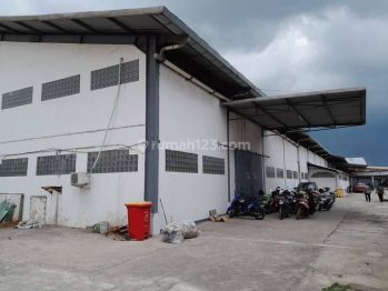Dijual Gudang 2 Lantai di Kapuk Kayu Besar