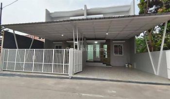 Rumah Baru Bagus Luas dekat Tol Jati Warna