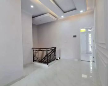 2 lantai mini pool akses strategis cash KPR