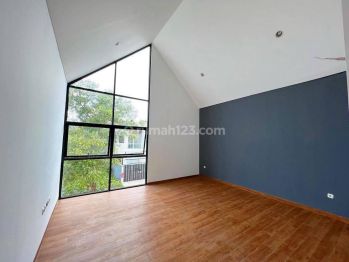 5x20 2.1m Rumah Baru Meruya Hot Milenial Item