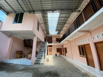 DIJUAL KOST MURAH HARGA NEGO DEKAT STADION MAGUWOHARJO