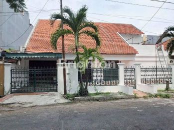 Rumah  Semi Furnish  Dharmahusada Surabaya Timur