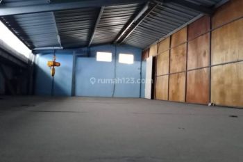 Gudang ukuran 9x18 di Elang Laut Full Bangunan Bagus
