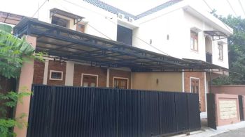 KOSAN EKSKLUSIF BERIKUT RUMAH INDUK DEKAT KAMPUS UGM DI MONJALI