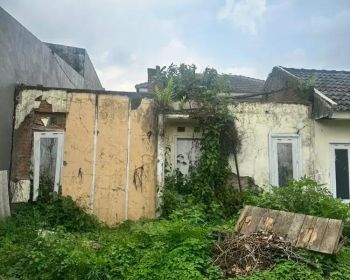 Bangunan & Tanah , kondisi bangunan sudah rusak parah