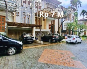 Dijual Rumah dlm Townhouse di dekat Universitas Parayangan Ciumbuleuit Bandung