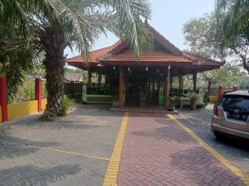 Dijual Rumah Makan di Raya by pass Mojokerto - Surabaya