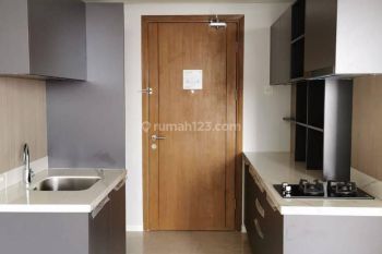 YUKATA SUITE ALAM SUTERA Apartemen