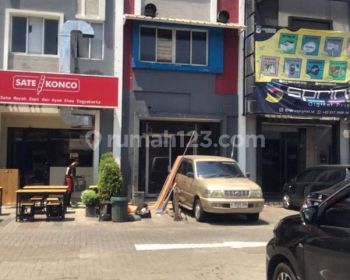 Disewakan Ruko 2 Lt, Akses Bagus di Paramont Gading Serpong, Fr