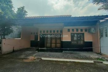 Rumah Dekat UI Kukusan Beji Depok