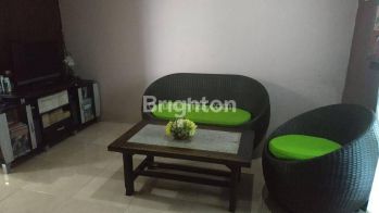 RUMAH ONE GATE KAWASAN NUSA DUA