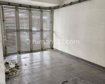 Sewa rumah green lake city minimalis dan simpel