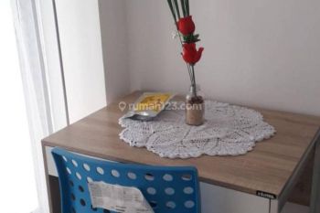 Apartemen Midtown view pool tower Eliz lantai 11 Bagus Furnished murah