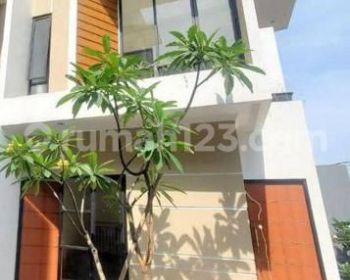 Rumah 2 Lantai Siap Huni di Condet, jakarta Timur SHM