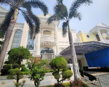 Mewah!  Cepat Rumah Bgm Pik1 Jalan Boulevard Full Renov