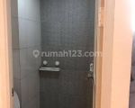 thumbnail-kan-type-studio-full-furnish-apartemen-green-pramuka-7