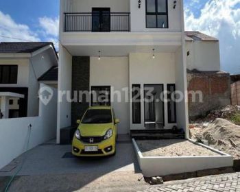 Rumah 2 Lantai Di Bandar Lampung
