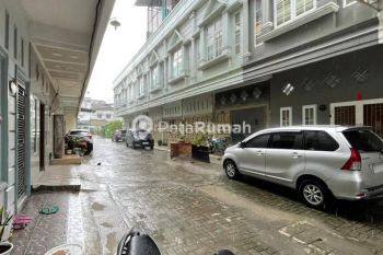 Ruko Jalan Bilal Komplek Indah Regency