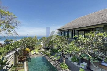 Tanah Luxury Beach Front Seminyak Bali
