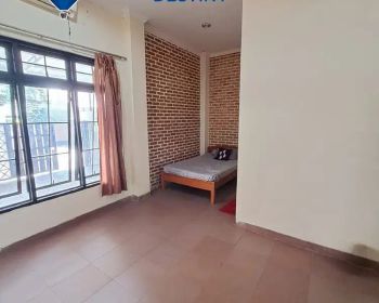 Dijual Rumah Kos baru renovasi Lokasi Strategis, Sudah terisi 90%