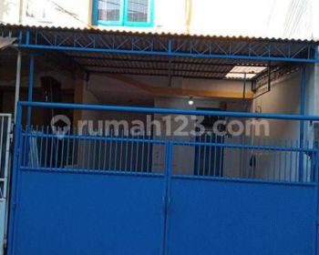 Rumah di Taman palem lestari