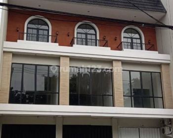 Disewakan Ruko 3 Lantai SHM di Manukan Tama Surabaya Barat