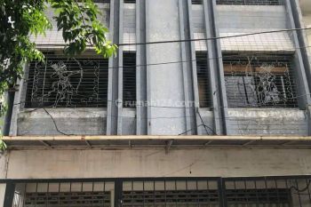 Disewakan Ruang Usaha Di Raya Ngagel Jaya