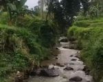 thumbnail-lokasisemi-villa-view-gunung-salakada-aliran-sungai-ngalir-di-bogor-0