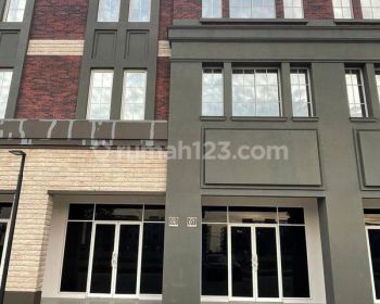 Disewa Cepat Ruko Boston Pik2 Gandeng 2 4,5x15 unit 3lt