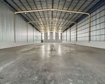 Gudang Bagus Dengan Loading Dock Di Delta Silicon Lippo Cikarang