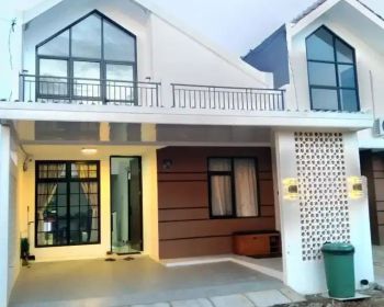 Rumah berasa 2 lantai harga cincay