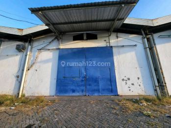Gudang di Margomulyo, Surabaya