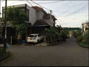 Dijual Rumah Hook area Dewandaru Malang, Dekat Kampus UB malang