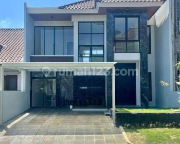 Rumah Baru Gress Mewah Siap Huni, Lokasi Depan