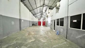 Gudang + Kantor Murah Siap Untuk Usaha Di Tajinan, Akses Tronton