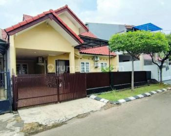 Dijual Rumah Kemang Pratama 2 Lantai Semi Furnished Bekasi Kota